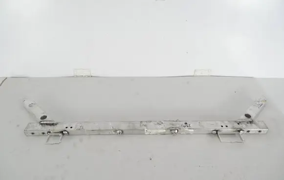 Volvo XC90 Front bumper support beam 32405878