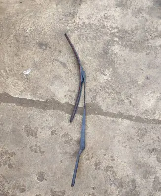 BMW X6 E71 Front wiper blade arm 1785405012
