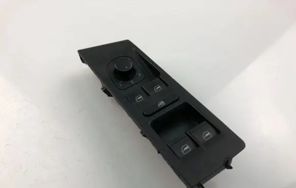 Volkswagen PASSAT B6 Electric window control switch 3AB857857A