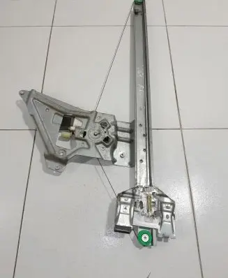 Volkswagen Crafter Front door window regulator with motor A9067200146RH