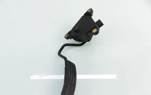 Renault Modus Accelerator throttle pedal 8200139319