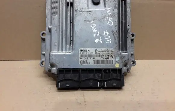 Peugeot 407 Engine control unit/module 9662633480 0281013209