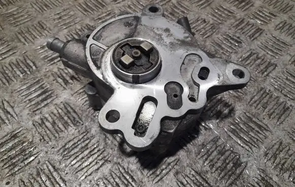 Audi A3 S3 8P Vacuum pump 03G145209