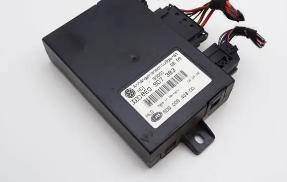 Audi A4 S4 B6 8E 8H Tow bar trailer control unit/module 8E0907383