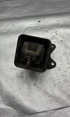 Ford Transit Engine mounting bracket