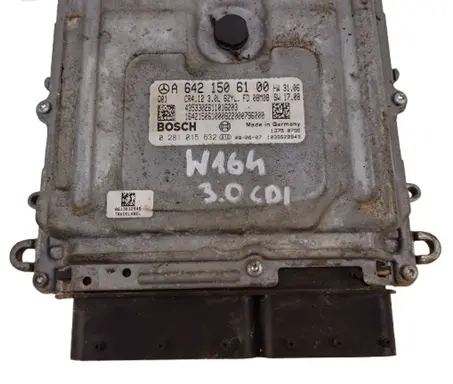 Mercedes-Benz ML W164 Engine control unit/module ECU A6421506100 0281015632