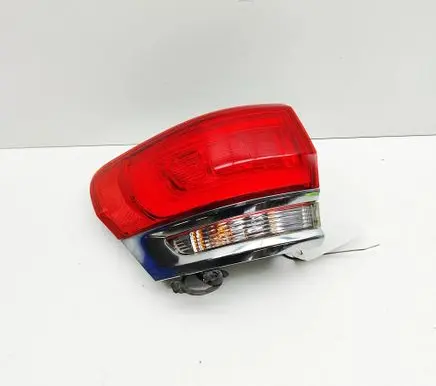 Jeep Grand Cherokee (WK) Rear/tail lights 68110001AE