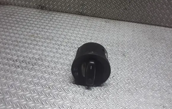Volkswagen PASSAT B6 Light switch