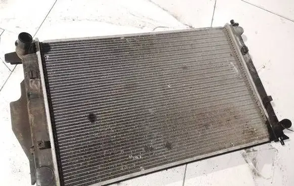 Mazda MPV Coolant radiator