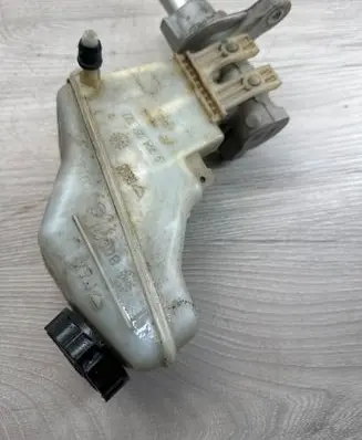 Opel Corsa D Master brake cylinder 204051127