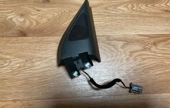 Volkswagen PASSAT B6 Front door high frequency speaker 3C0837994