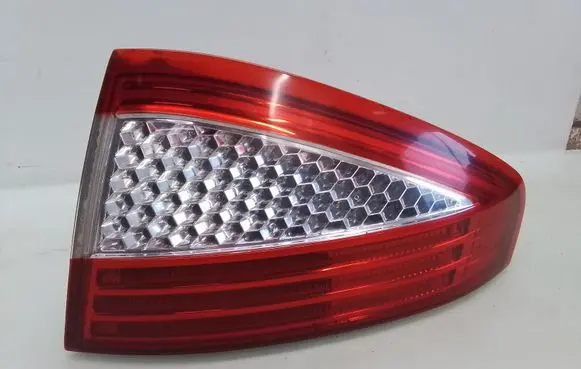 Ford Mondeo MK IV Rear/tail lights