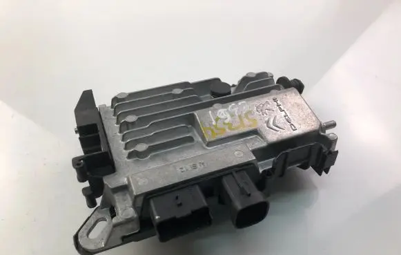 Peugeot 308 Engine control unit/module ECU 9809754580