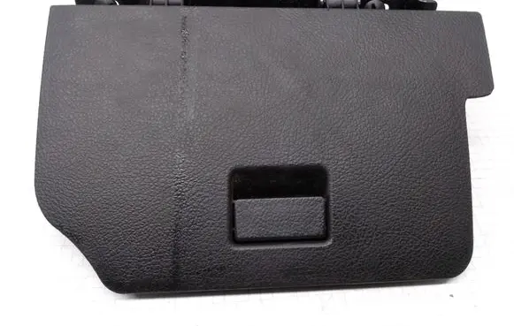 Opel Astra G Glove box 24437704LHD