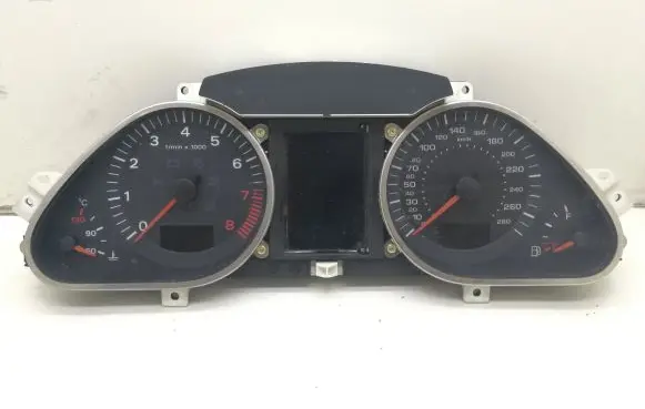 Audi A6 S6 C6 4F Speedometer (instrument cluster) 4F0920950G