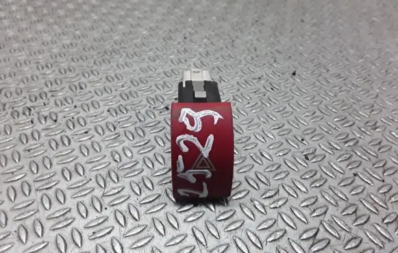 Skoda Octavia Mk2 (1Z) Hazard light switch 1Z0953235A