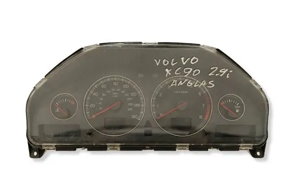Volvo XC90 Speedometer (instrument cluster) 8673266 69294870T 8602757