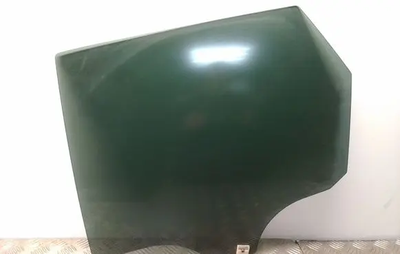 Mazda CX-7 Rear door window glass
