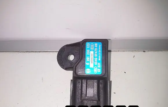 Mazda 5 Camshaft speed sensor 4S4G-9F479-AB 0261230123