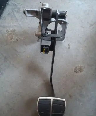 BMW X3 F25 Brake pedal 2229128