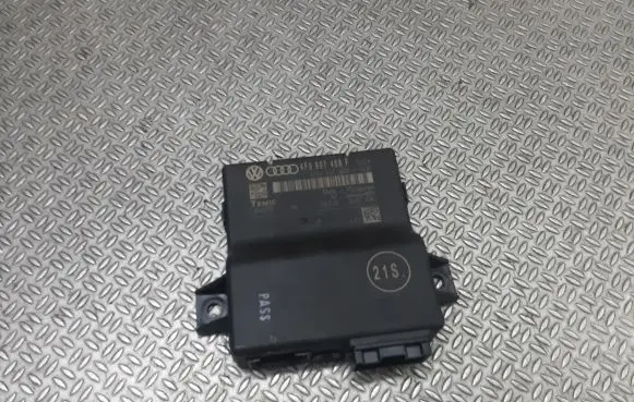 Audi A6 S6 C6 4F Gateway control module 4F0907468F