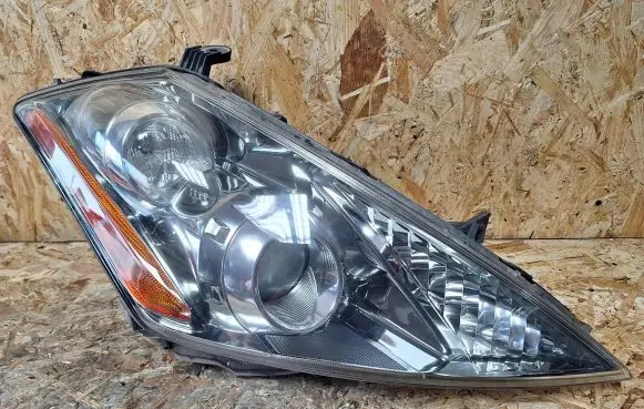 Nissan Murano Z50 Headlight/headlamp
