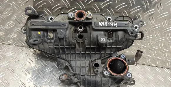 Toyota Yaris Intake manifold 1712021060