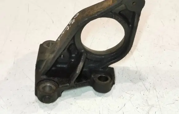 Opel Vivaro Driveshaft support bearing bracket 133511