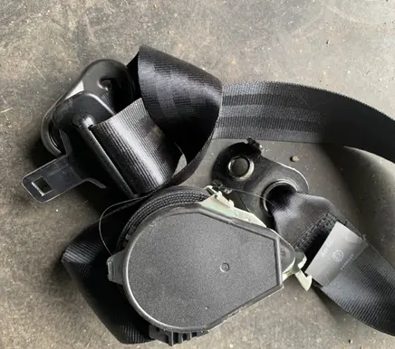 Renault Master III Front seatbelt 868840019R