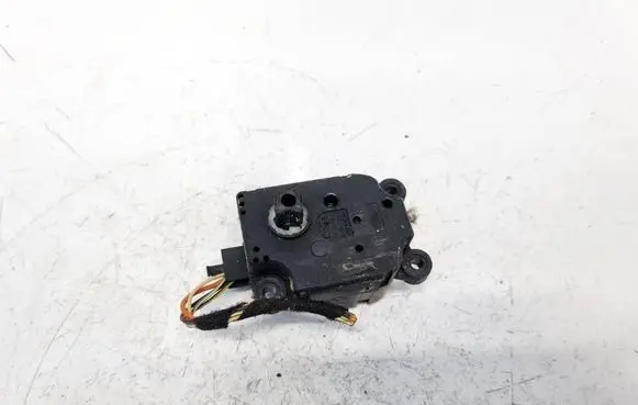 Opel Insignia A Air flap motor/actuator 52433779R0 EAD599