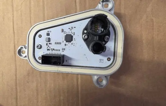 Audi e-tron LED ballast control module 1473000725