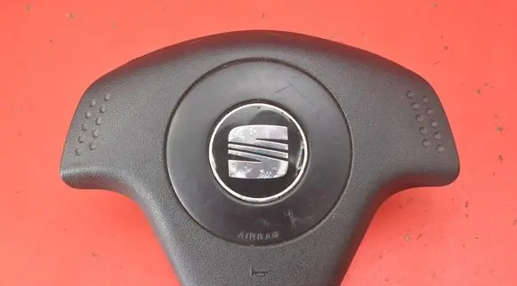 Seat Ibiza III (6L) Steering wheel airbag 6L0880201D