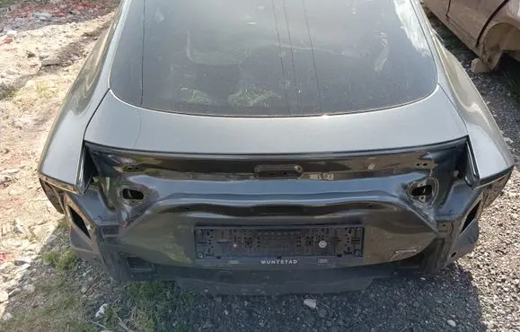 Audi A7 S7 4G Tailgate/trunk/boot lid