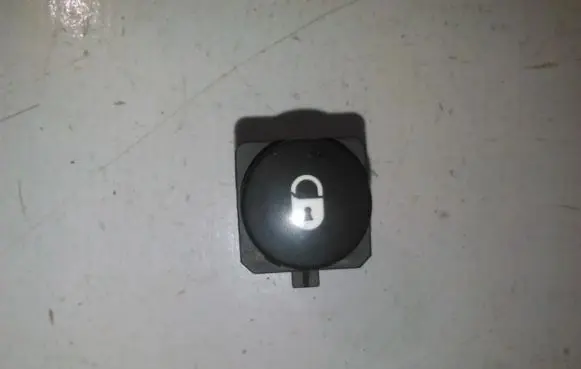 Citroen Berlingo Central locking switch button 