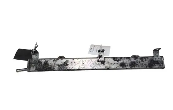 Suzuki Swift I Fuel main line pipe