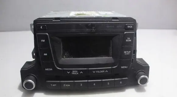 Hyundai i10 Radio/GPS head unit trim 