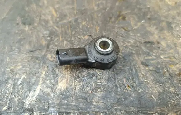 Mercedes-Benz A W177 AMG Detonation knock sensor A0009056205