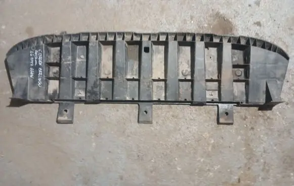 Citroen Berlingo Front bumper skid plate/under tray 9683459180