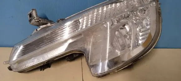 Peugeot 508 Front fog light 46910748 9670476280