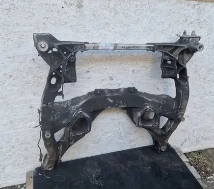 BMW 5 F10 F11 Front subframe 6775761