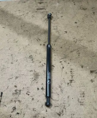 Volkswagen PASSAT B6 Tailgate/trunk strut/damper 3C9827550