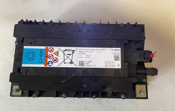 Maserati Levante Hybrid / electric car battery 2111170772 044200500W 670214214