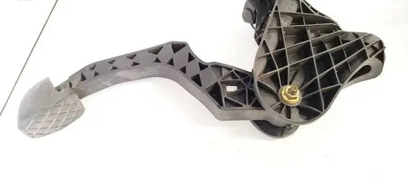 Volkswagen PASSAT B6 Clutch pedal 3C1721059H