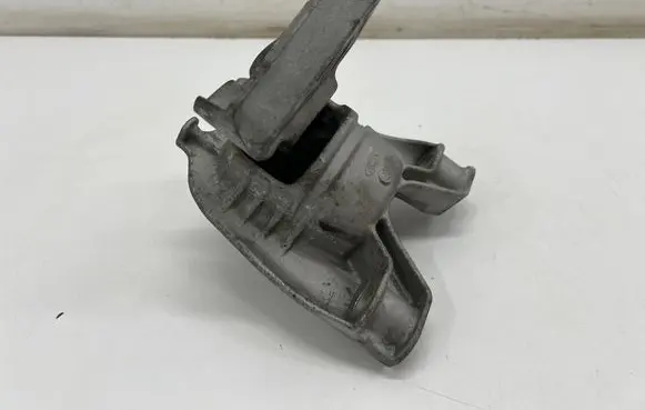 Ford Fiesta Engine mount bracket K1BY6F012AB