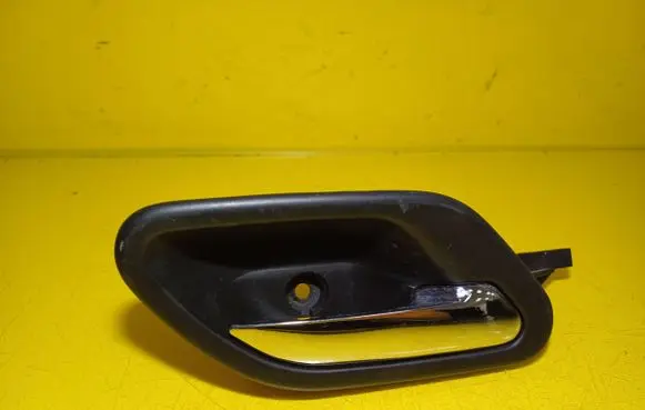 BMW 5 E39 Rear door interior handle 8226050