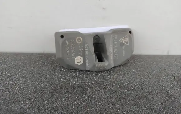 Porsche Carrera GT Tire pressure sensor 99760602120