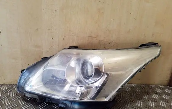 Toyota Avensis T270 Headlight/headlamp H279ALDE E412676