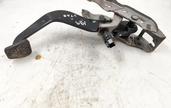 Honda Accord Brake pedal