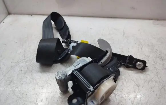 KIA Sportage Front seatbelt