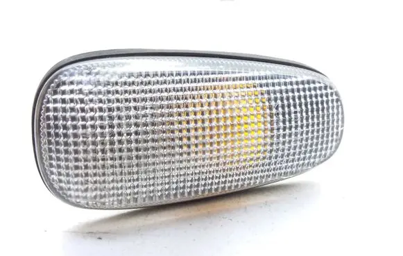 Opel Astra G Front fender indicator light 90560403